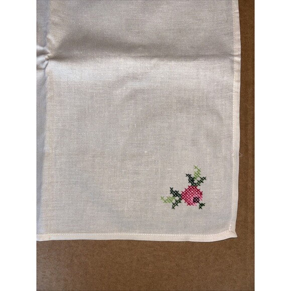 15 Napkins Christmas Holly Cotton Linen Vintage Cross Stitch Embroidered Square - Picture 4 of 4